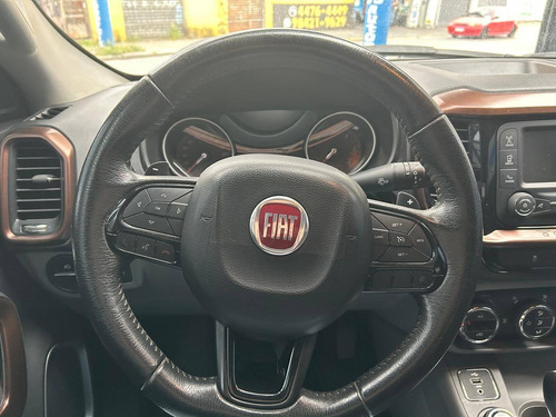 Fiat Toro Volcano 2.4 16V Flex Aut.