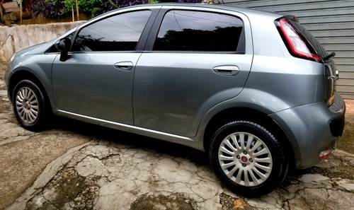 Fiat Punto 1.4 Attractive Flex 5p 2014