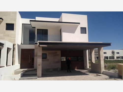 Imagen 1 de 12 de Casa Sola En Venta Altozano La Nueva Laguna