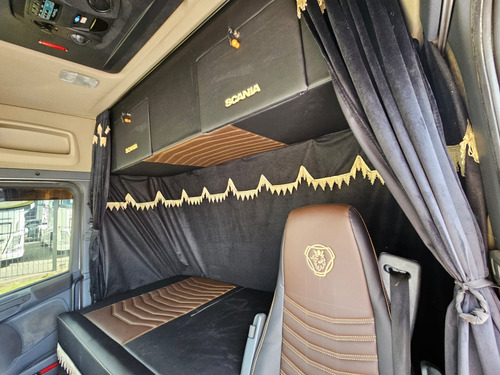 Scania R440 6x2 Highline Ano 2018 Teto Alto Automático Top