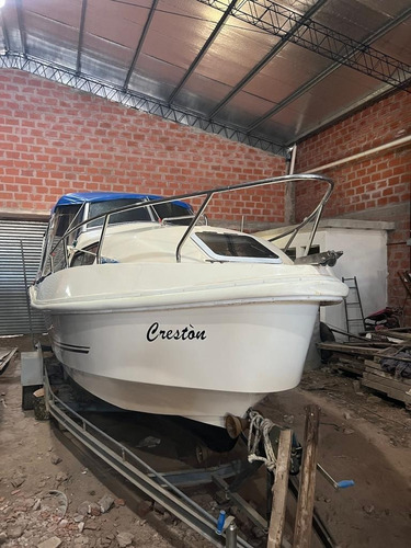 Traker Cabinado Benavidez 670 Evinrude E-tec De 115 Hp 50hs