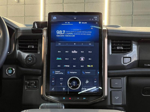 Ford F-150 Lightning 5.4 V-8 2p 2023