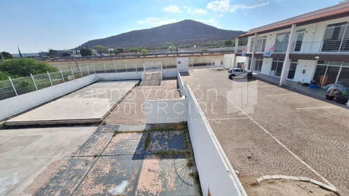 Venta / Renta De Terreno Comercial En Real De Juriquilla