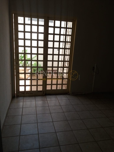 Imagem 8 de 17 de Casa Padrão Em Franca - Sp - Ca0081_rncr