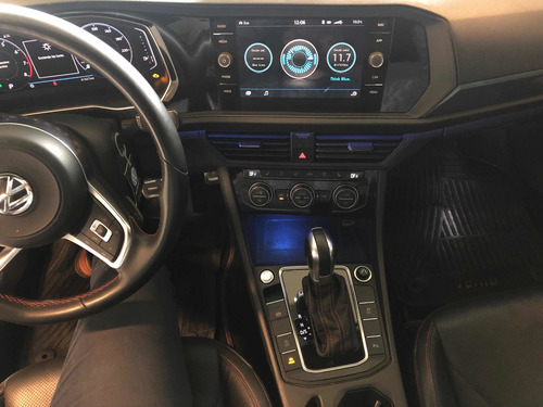 Imagen 6 de 12 de Volkswagen Vento 2019 2.0 Tsi Gli 211cv App Connect + Nav