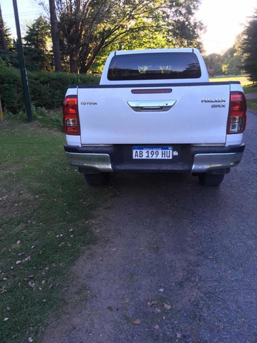 Toyota Hilux 2.8 Cd Srx 177cv 4x4 At 2017