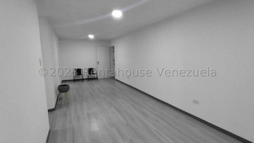 Apartamento En Venta En Las Trinitarias, Barquisimeto, Totalmente Remodelado Mp R E F  2 - 4 - 9 - 5 - 4 - 9 Mp  