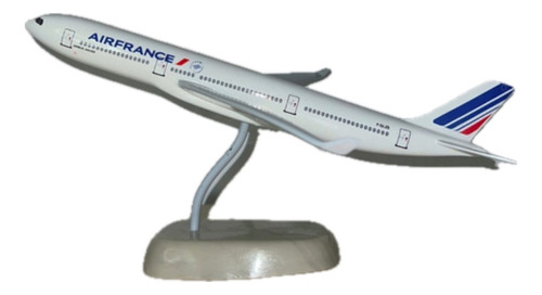 Maqueta Avión Airbus 340-300