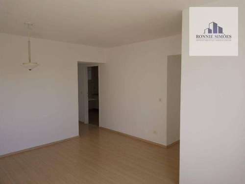 Imagem 11 de 30 de Apartamento Para Alugar Em Moema, Avenida Jurucê, 511, Edifício Capri, 3 Dormitórios, 72 M², 1 Sala Ampla, 2 Banheiros, Prédio Com Piscina. - Ap0428