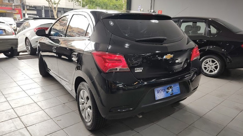 Chevrolet Onix 1.0 Lt 5p