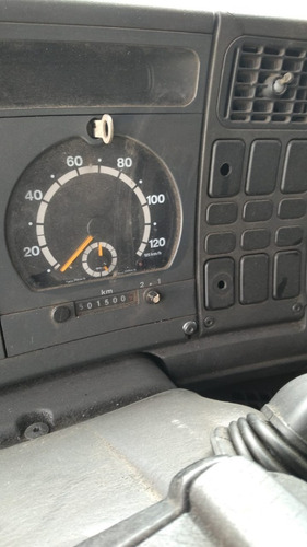 Imagem 5 de 8 de Scania R114 - 380 4x2 2007 - Mugen Caminhoes