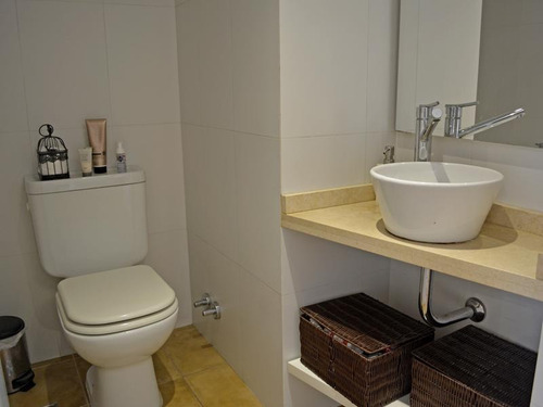 Torre Metropolitan: Impecable 3 Ambientes 69m2 C/ Cochera