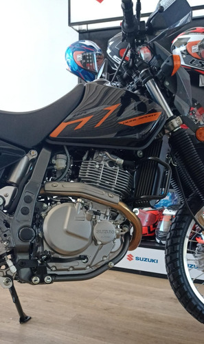 Suzuki Dr 650