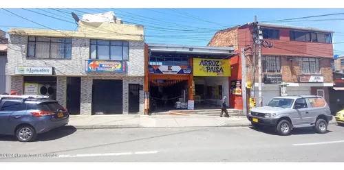 Comercial En San Cristobal Norte Rah Co: 25-525