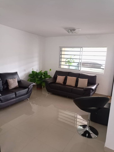 Marcos Moreno Vende Townhouse En Altos De Acarigua Mañongo