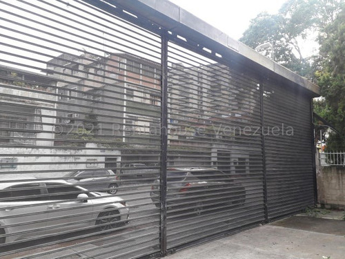 Edificio Para Negocio Construido En Excelente Zona Comercial En Los Chaguaramos En Venta,  25-805