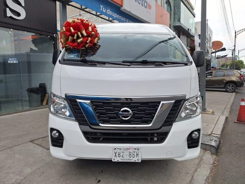 Nissan Urvan NISSAN URVAN 2.5 15 PASAJEROS AMPLIA Aa MT