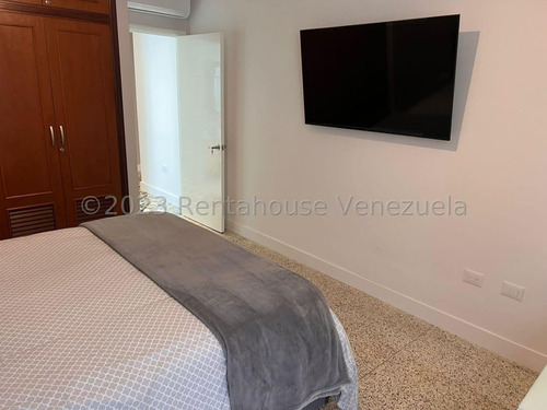Apartamento Remodelado Residencias Crystal Palace Con Pozo De Agua En Venta En Los Palos Grandes 2da Caracas Richardhernandez