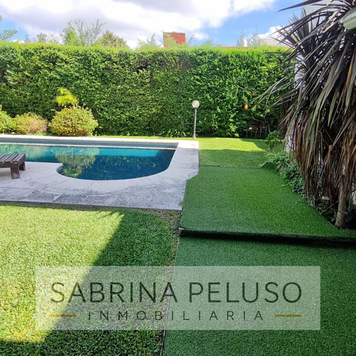 Casa En Venta Country Club Las Lajas General Rodriguez