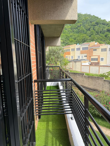 Apartamento En Venta Lomas De Mañongo Totalmente A Estrenar