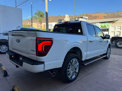 Ford Lobo Platinum Plus