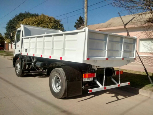 Imagen 7 de 12 de Caja Volcadora 8 M3 Barandas Fijas