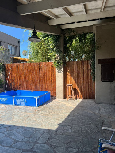 Casa Chalet En Venta En De Vicenzo Grande, Del Viso, Pilar