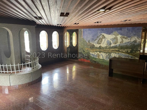 Hermoso Pent-house A La Venta En Montalban Iii #25-13788 Josmary Sanjuan