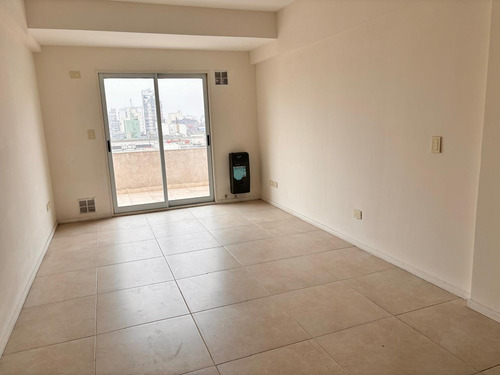 Oportunidad!! Departamento 2 Ambientes Apto Crédito - Flores Sur