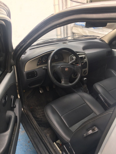 Imagem 6 de 8 de Fiat Strada 2005 1.3 Fire 2p