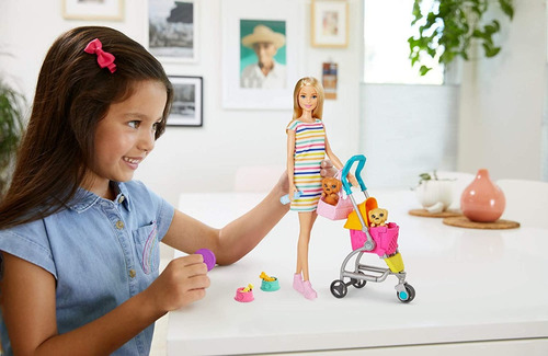 Imagen 5 de 10 de Barbie Carriola De Perritos, Muñeca, 2 Cachorros, Accesorios