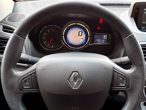 Renault Fluence Sedan Privilège 2.0 16V FLEX Aut