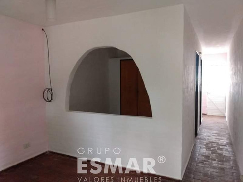 Imagen 3 de 13 de Urca 1 Dormitorio, Con Patio Y Gas Envasado