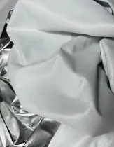 Comprar Tela Ideal Para Trajes De Baño Verano 2024 Tipo Laycra! Color Blanco Brilloso Diseño De La Tela Liso