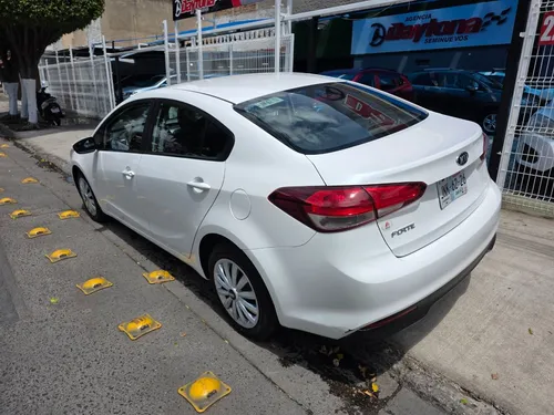 Kia Forte 2.0 Lx At
