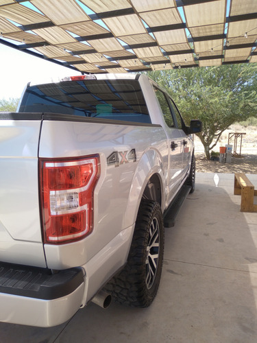 Ford F-150 5.0l Doble Cabina V8 4x4 At