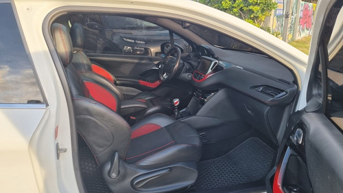 Peugeot 208 Gti