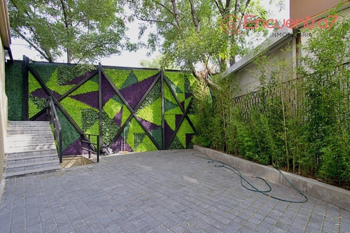 Hermosa Casa En Renta Para Oficinas O Embajada En Lomas De Virreyes