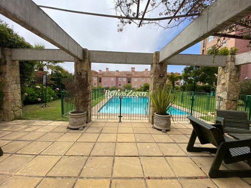 Departamento En Venta De 2 Dorm. En Concón