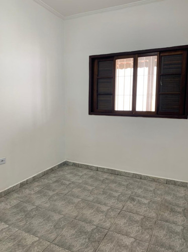 Imagem 6 de 26 de Casa Próximo À Comércios Com Área De Lazer, Piscina E Churrasqueira, No Balneário Gaivota Em Itanhaém, À 1.800 Metros Do Mar