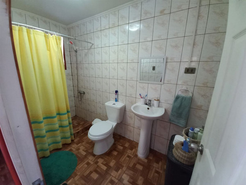 Se Vende Terreno De 5567 Mts2 Con Casa, 3 Dorm. 2 Baños.