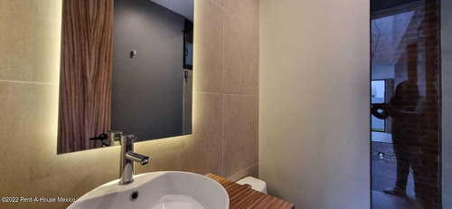 Imagen 22 de 30 de Casa De 4 Recamaras En Venta En Altozano, Querétaro!