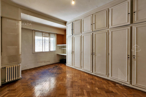 Venta Departamento Semipiso 5 Amb. Con Baulera En Recoleta