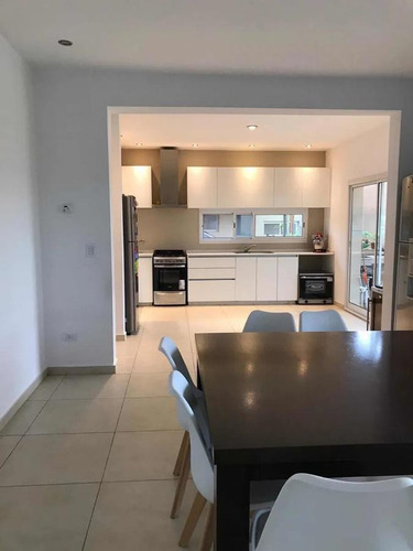 Venta Casa 4 Amb Y Escritorio En Lote Interno San Rafael Villanueva Tigre