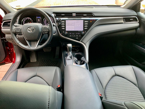 Imagen 11 de 15 de Toyota Camry 2018 Se