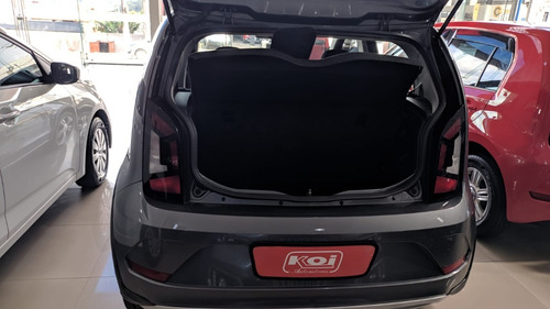 Imagem 10 de 13 de Volkswagen Up 1.0 170 Tsi Total Flex Xtreme 4p Manual
