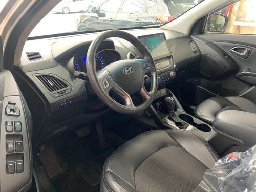 Imagem 12 de 15 de Hyundai Ix35 Gl 2.0 Flex 2018 Aut Completo