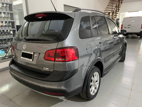 Imagen 7 de 15 de Volkswagen Suran Cross 1.6l R Door 878 Manual 2014 Usado