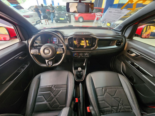 Fiat Strada Volcano 1.3 Flex 8V CD