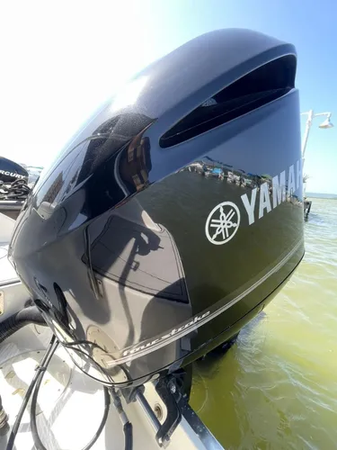 Lancha Robalo 227 Lv2727